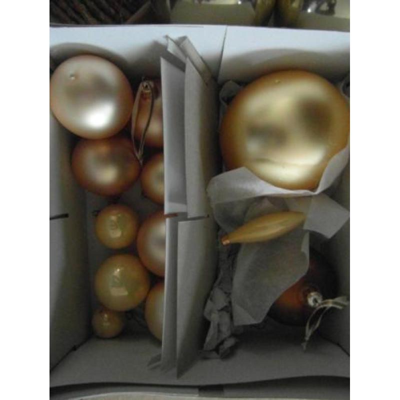 kerstballen goud kleur zie foto ongeveer 20 stuks en staafje