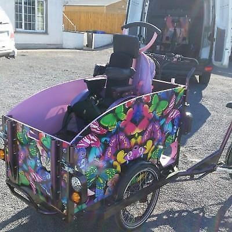 Elektrische bakfiets speciaal voor rolstoel vervoer