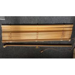 Houten luxaflex 110cm x 120cm (lengte x breedte)