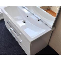 Badmeubelset 100 x 46 cm. in het hoogglans wit NIEUW