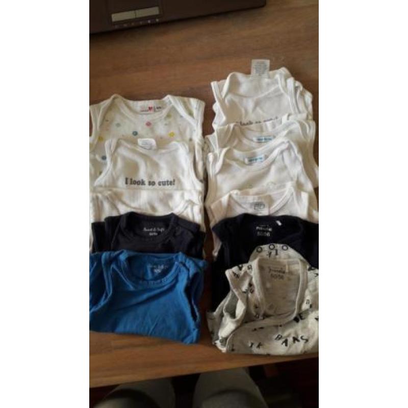 Set babykleding maat 50
