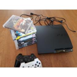 Playstation 3 slim 12 spellen 2 controllers