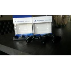Playstation 4 controllers