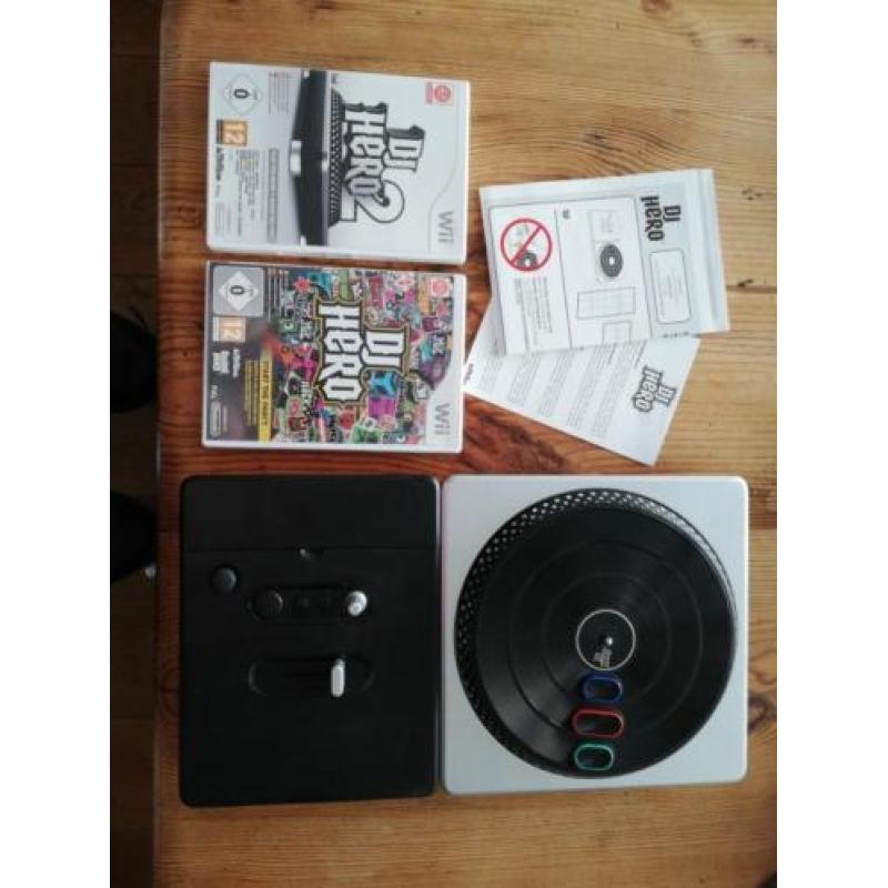 Wii Dj hero 1 + 2 + draaitafel