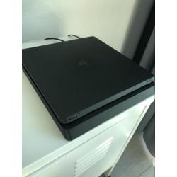 Nieuwe Playstation 4 500GB Slim + 6 games