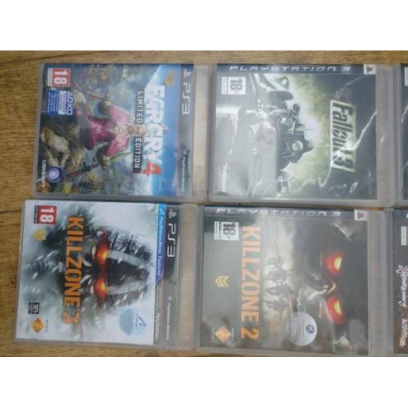 Playstation 3 met 3 controllers