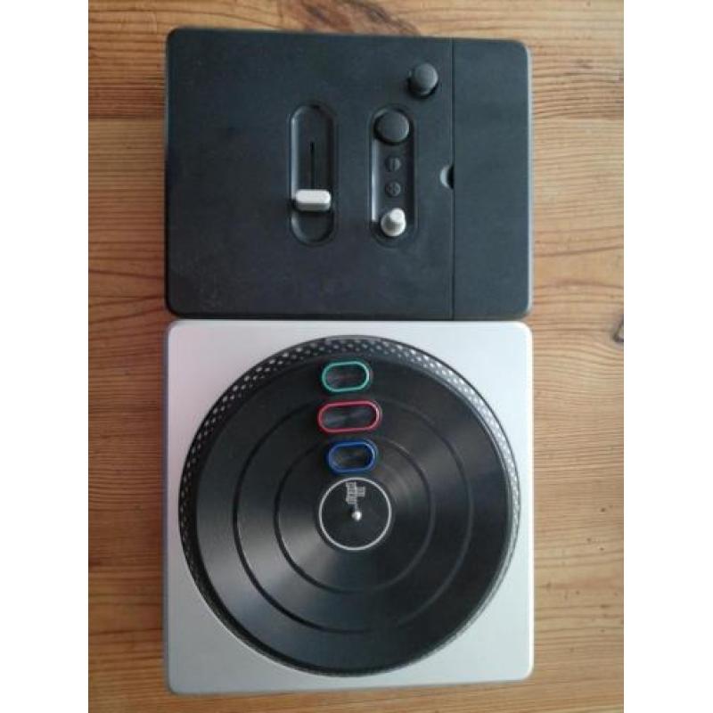 Wii Dj hero 1 + 2 + draaitafel