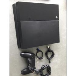 Te koop PlayStation PS4 500gb incl. 7 games