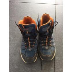 Afritsbroek mc kinley en wandelschoenen meindl