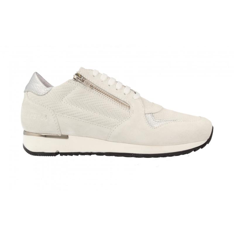 Women Low Cut Sneaker